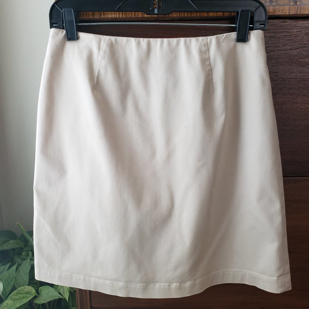 Old Navy Stretch Classic Khaki Skirt